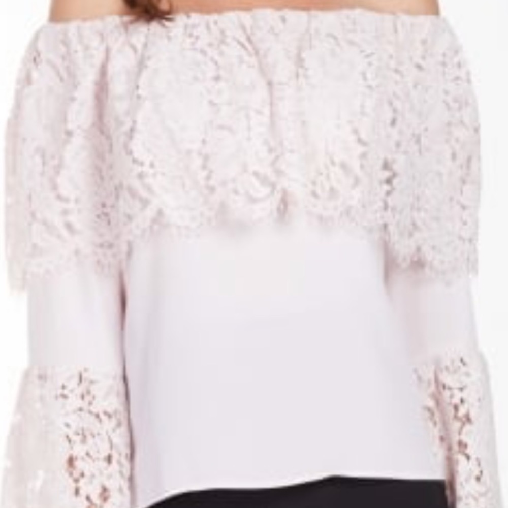 Frank Lyman Lace Top